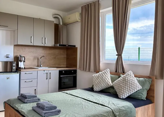 Апартаменты Sunset Deluxe *